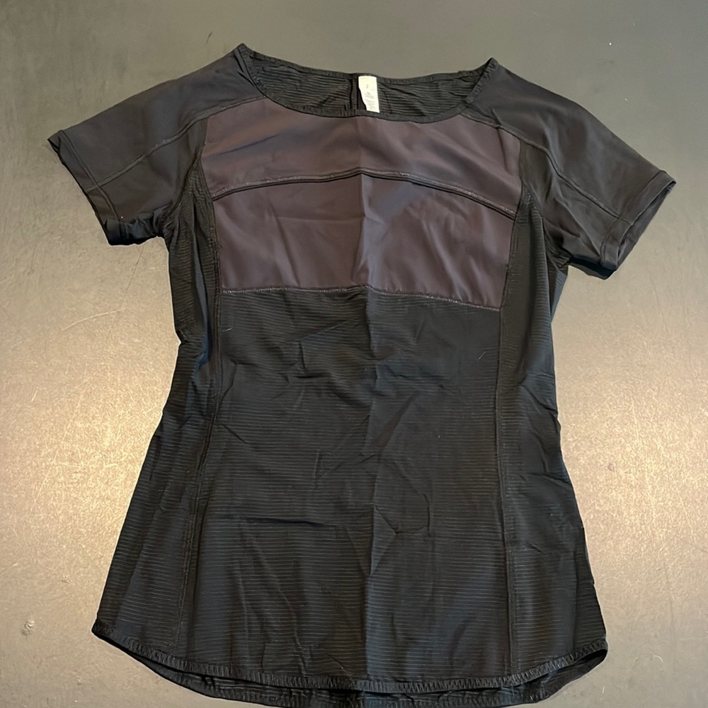 Lululemon Run Fast Track Shirt NWT Size 2